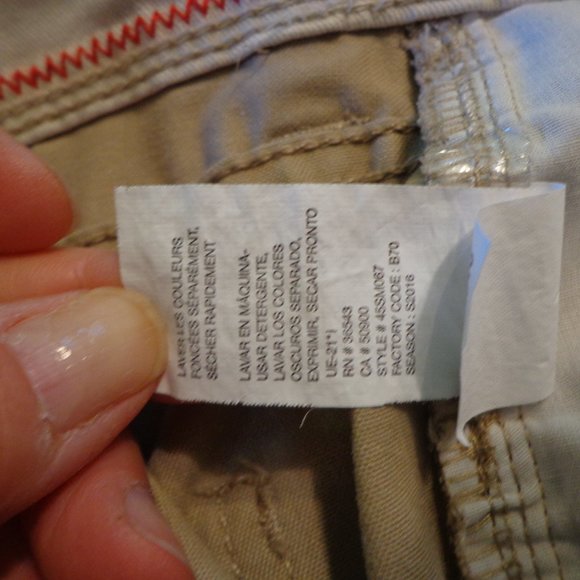 IZOD Saltwater Straight Fit Chino Pants 36W x 32L Khaki Zip/Button Closure - Picture 15 of 15